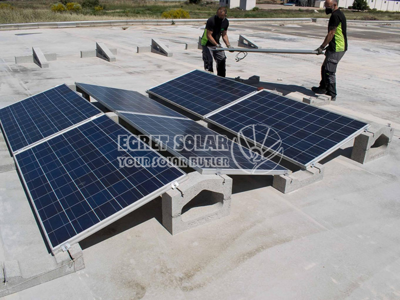 Bolehkah anda memasang panel solar di bumbung timur dan barat bagaimana solar